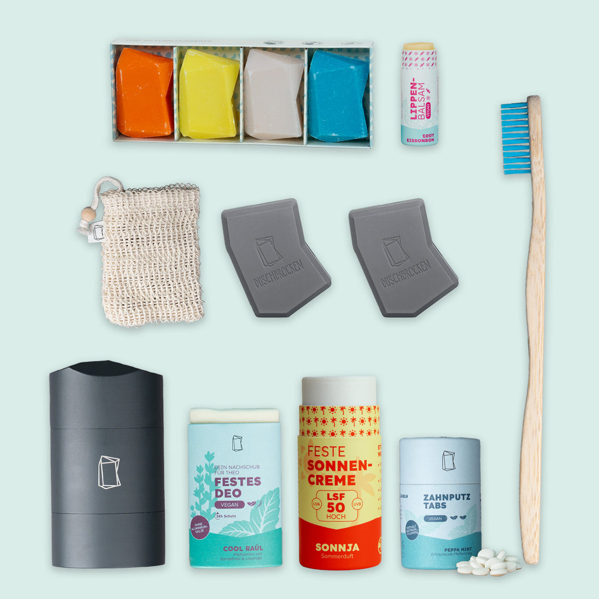 Bikepacking Hygiene Essentials Set Langstrecke mit festen Duschbrocken, Sonnencreme, Deo und Zubehör.